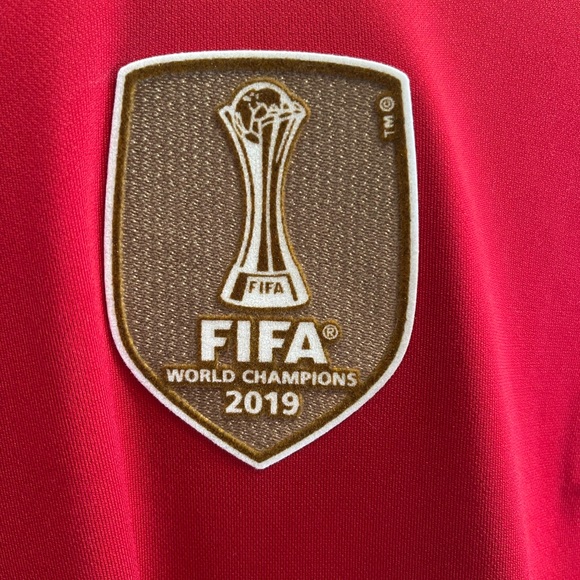 2020/2021 Liverpool F.C. Home Kit - Picture 4 of 5